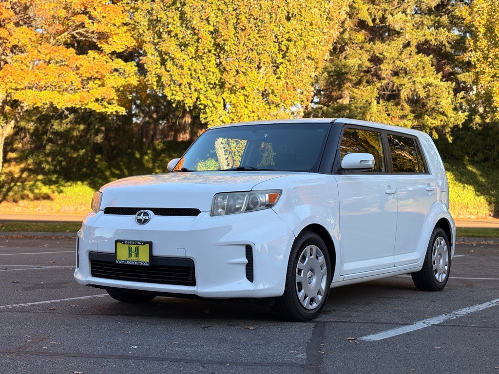 2012 Scion xB Image 1