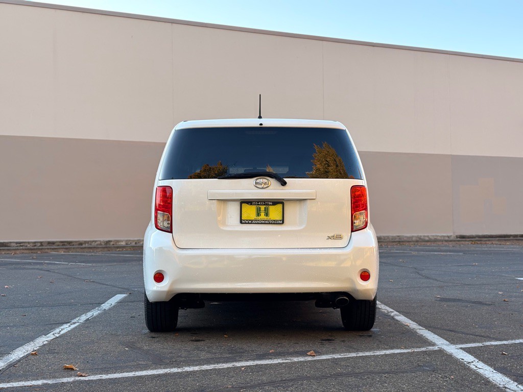 2012 Scion xB Image 4