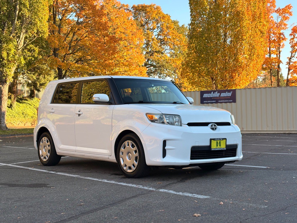 2012 Scion xB Image 7