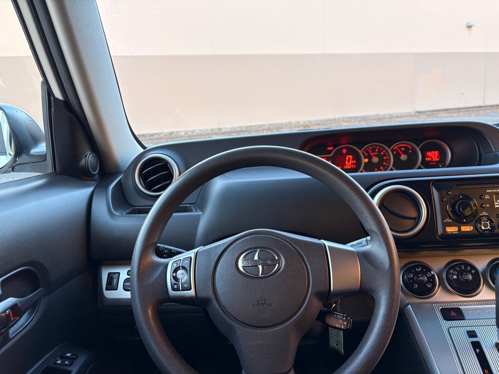 2012 Scion xB Image 12