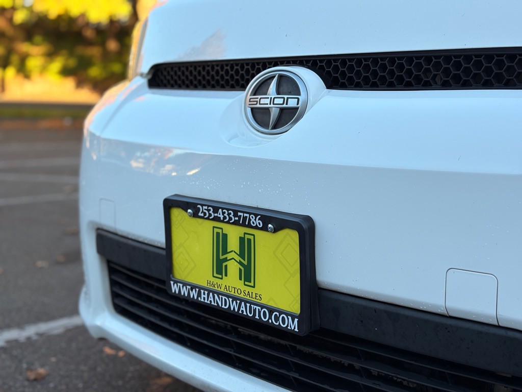 2012 Scion xB Image 16