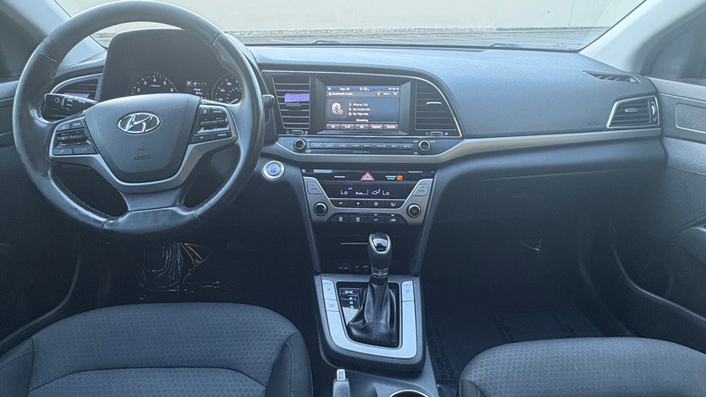 2017 Hyundai Elantra Image 14