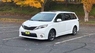 Image for 2011 Toyota Sienna Sport ID: 6973930