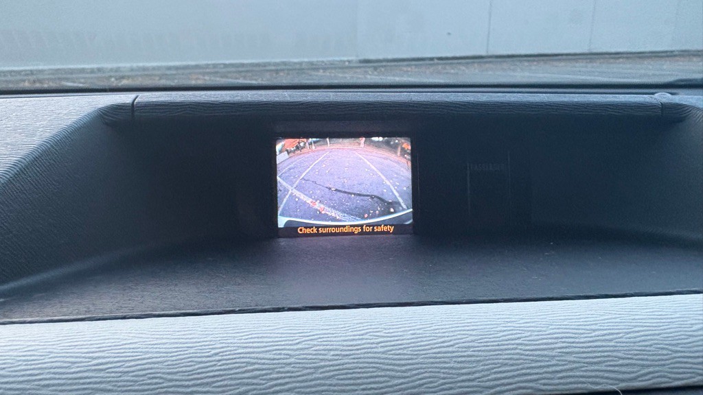 2011 Toyota Sienna Image 15