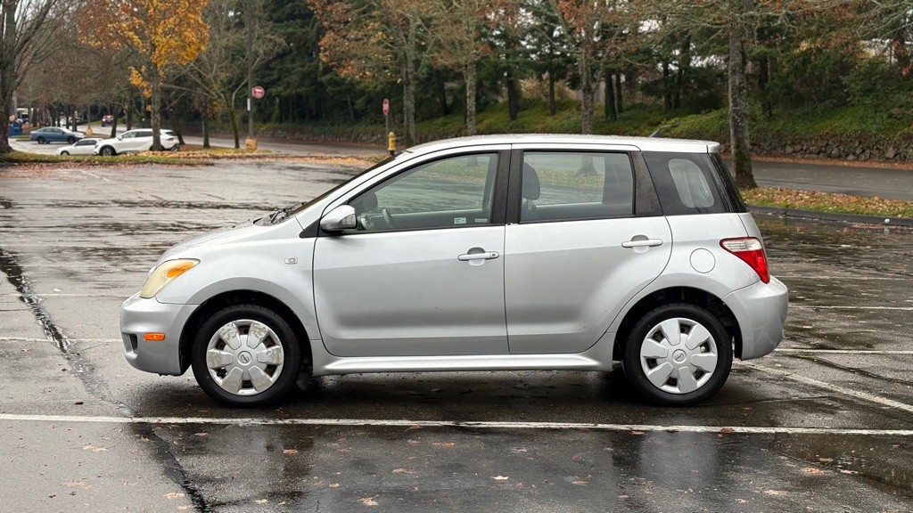 2006 Scion xA Image 2