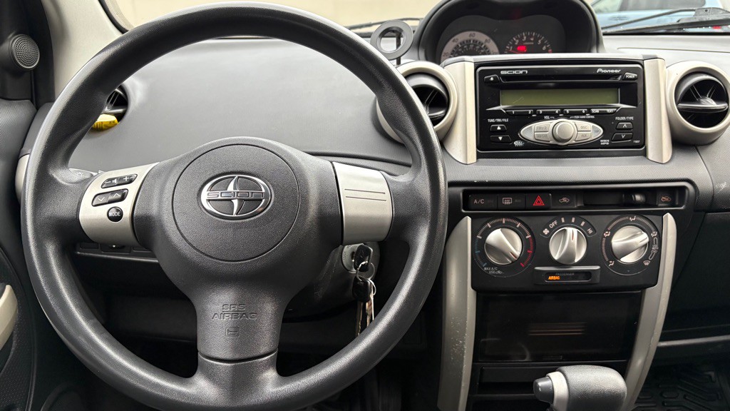2006 Scion xA Image 11