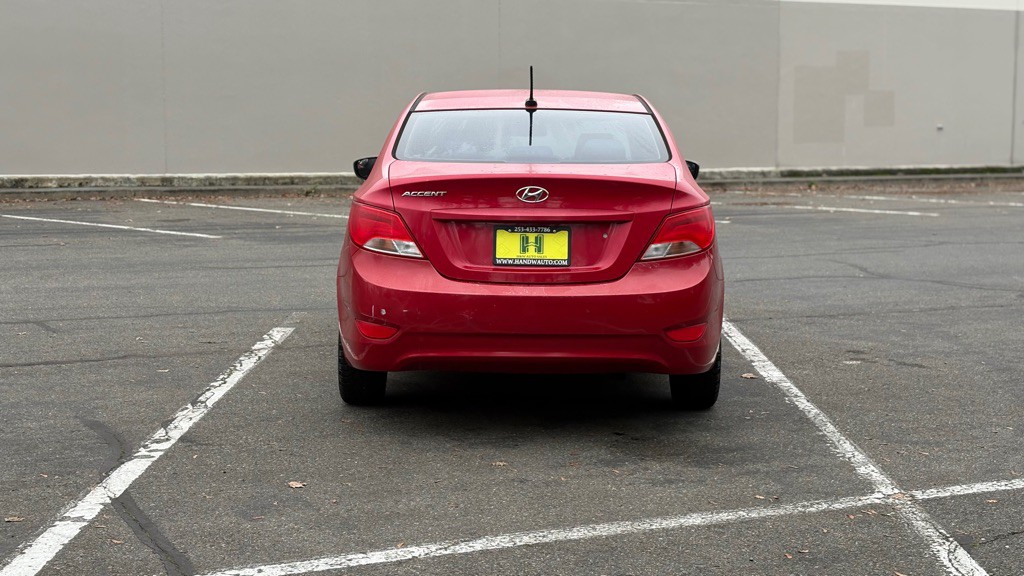 2015 Hyundai Accent Image 4