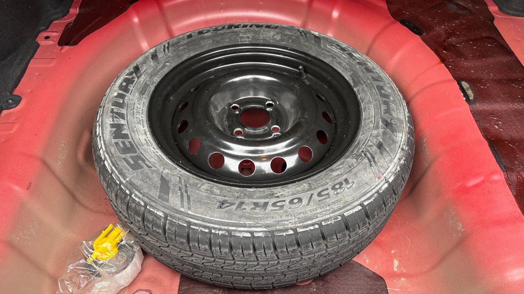 2015 Hyundai Accent Image 17