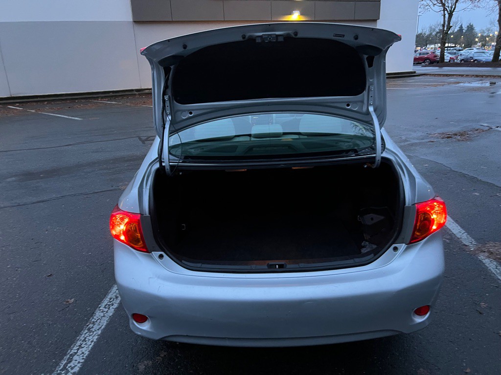 2009 Toyota Corolla Image 16