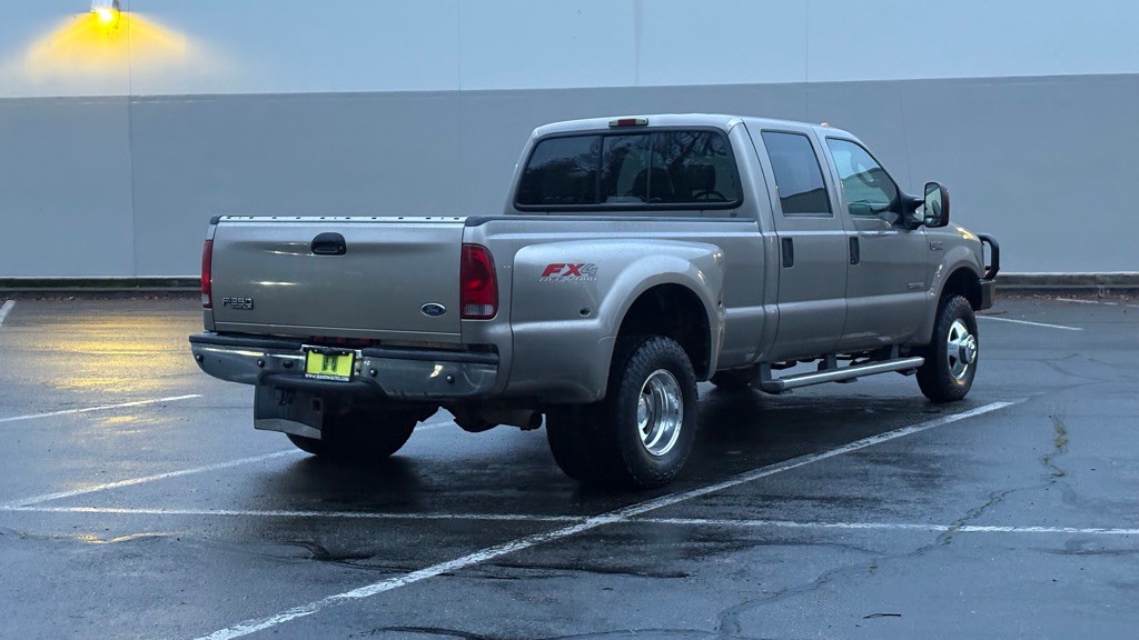 2004 Ford F-350 Image 5