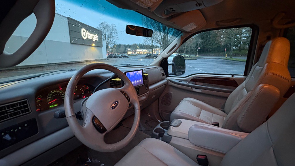 2004 Ford F-350 Image 10