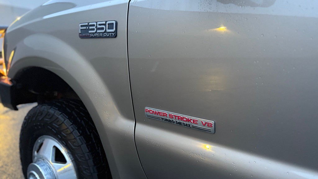 2004 Ford F-350 Image 17