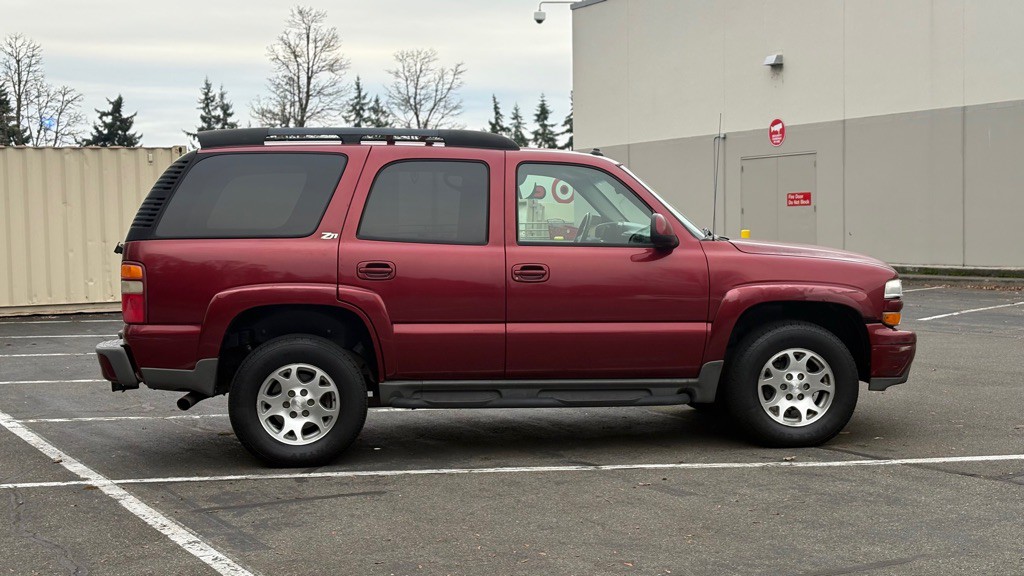 2003 Chevrolet Tahoe Image 6