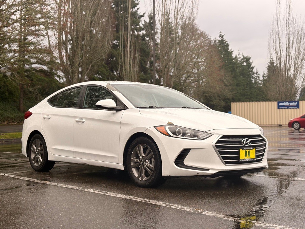 2017 Hyundai Elantra Image 7