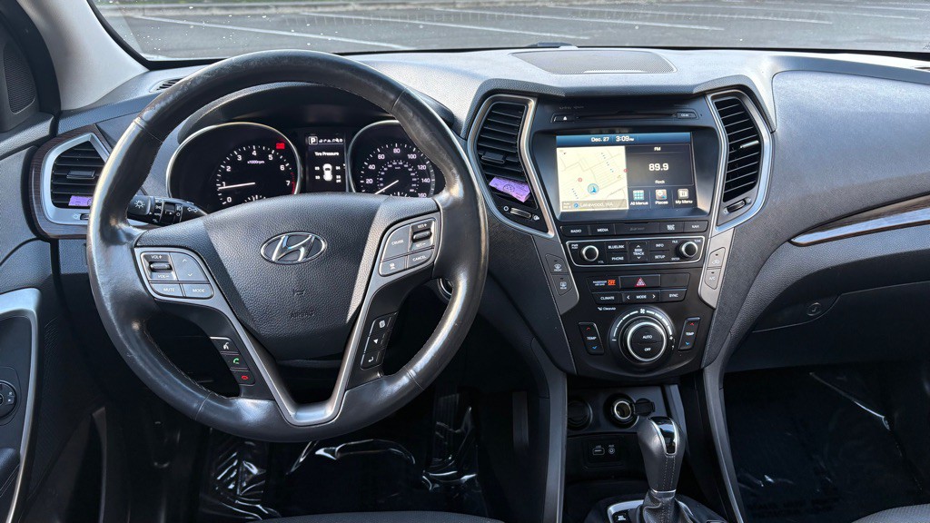 2017 Hyundai Santa Fe Sport Image 11