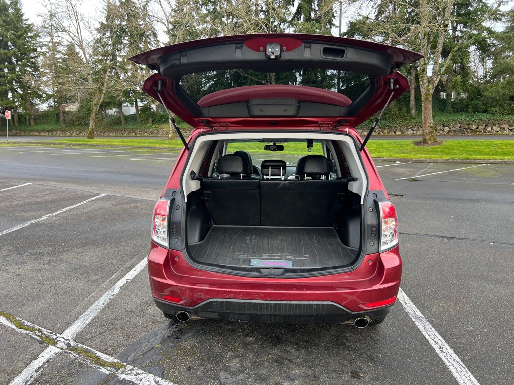 2009 Subaru Forester Image 16