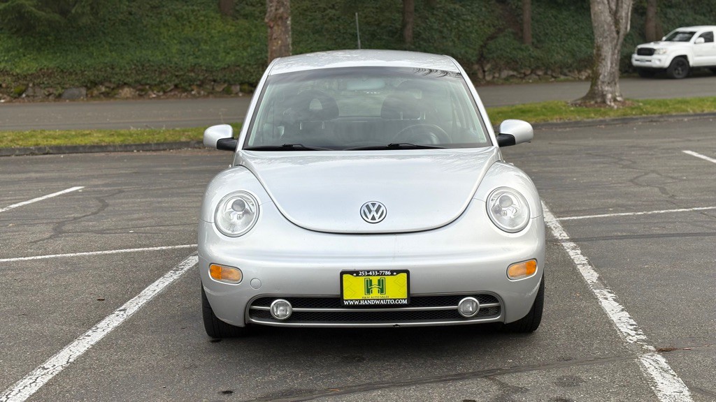 2001 Volkswagen Beetle Image 8