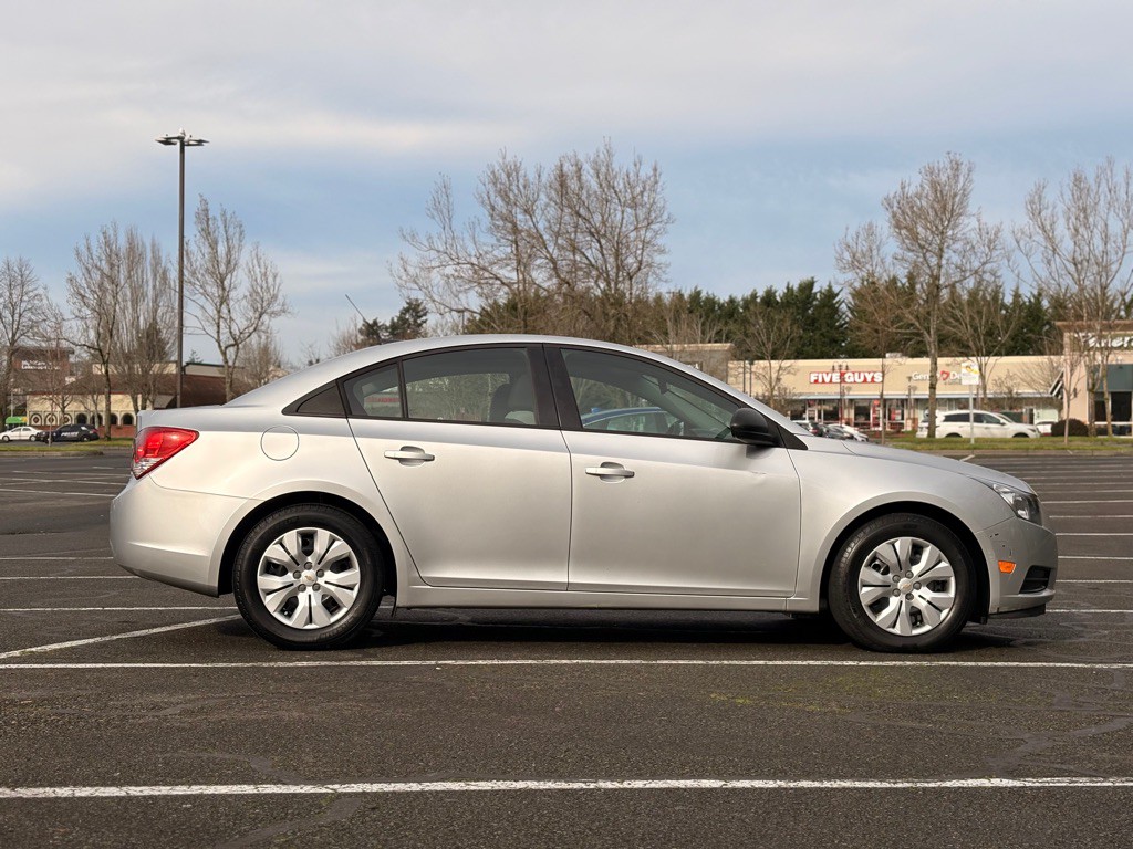 2014 Chevrolet Cruze Image 6