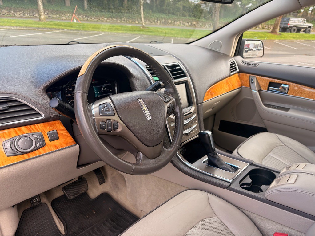 2013 Lincoln MKX Image 10