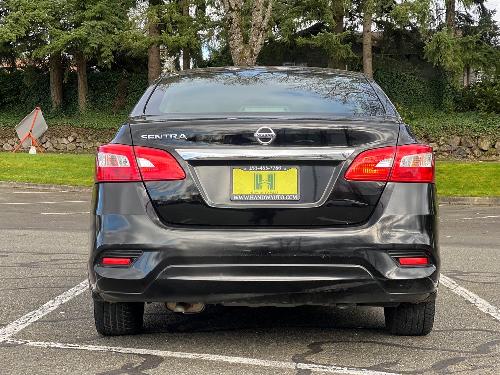 2017 Nissan Sentra Image 4