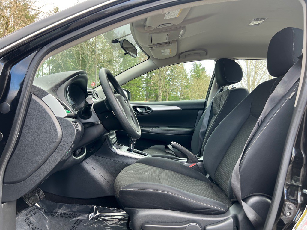 2017 Nissan Sentra Image 9