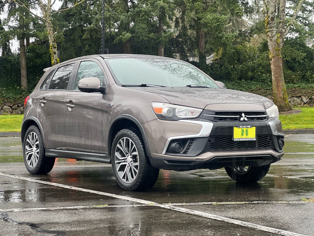2018 Mitsubishi Outlander Image 3