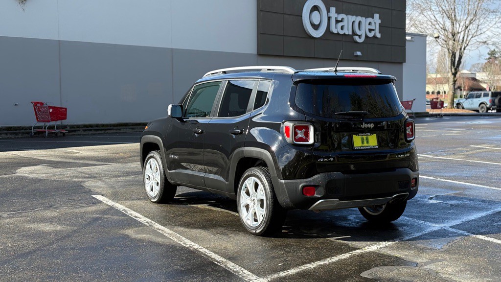 2015 Jeep Renegade Image 3