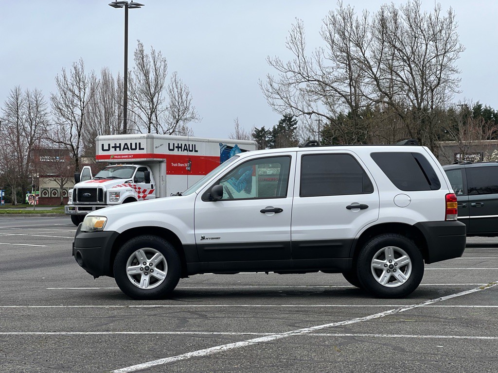 2006 Ford Escape Image 2