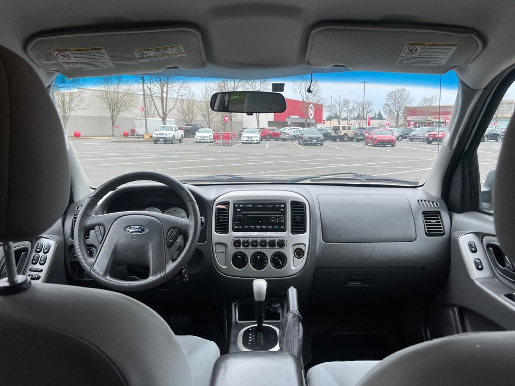 2006 Ford Escape Image 11