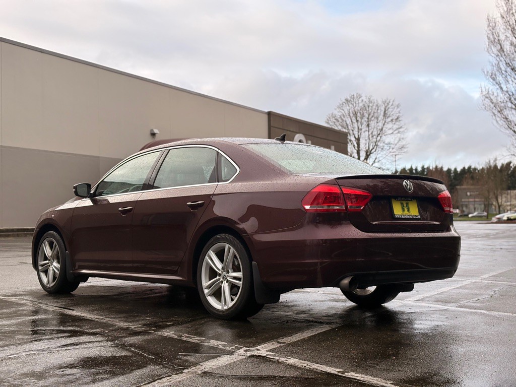 2014 Volkswagen Passat Image 3