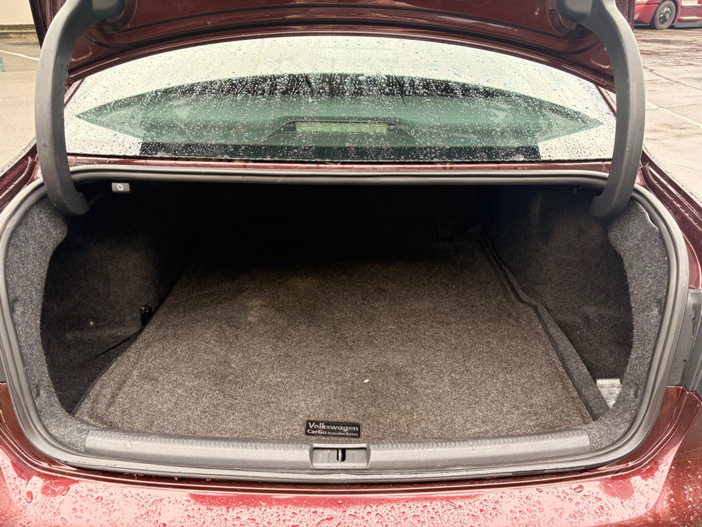 2014 Volkswagen Passat Image 16