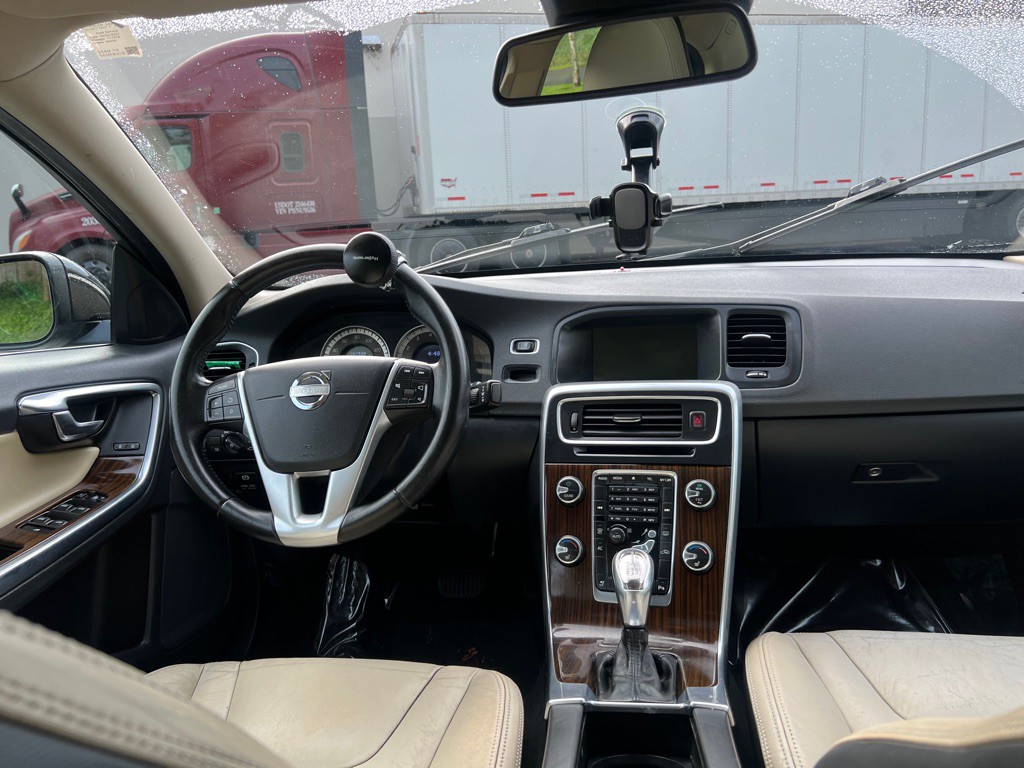 2013 Volvo S60 Image 12