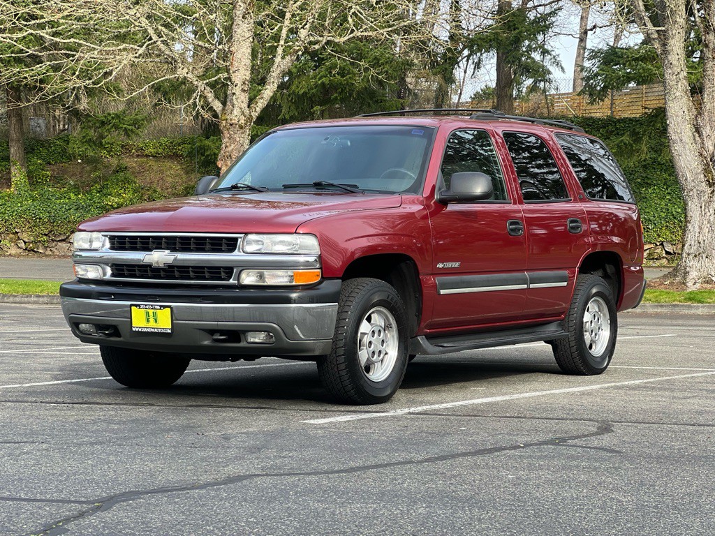 2002 Chevrolet Tahoe Image 1