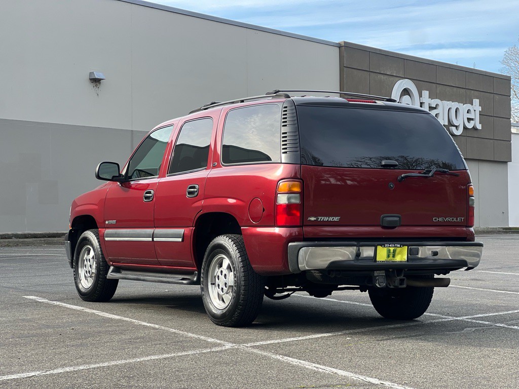 2002 Chevrolet Tahoe Image 3