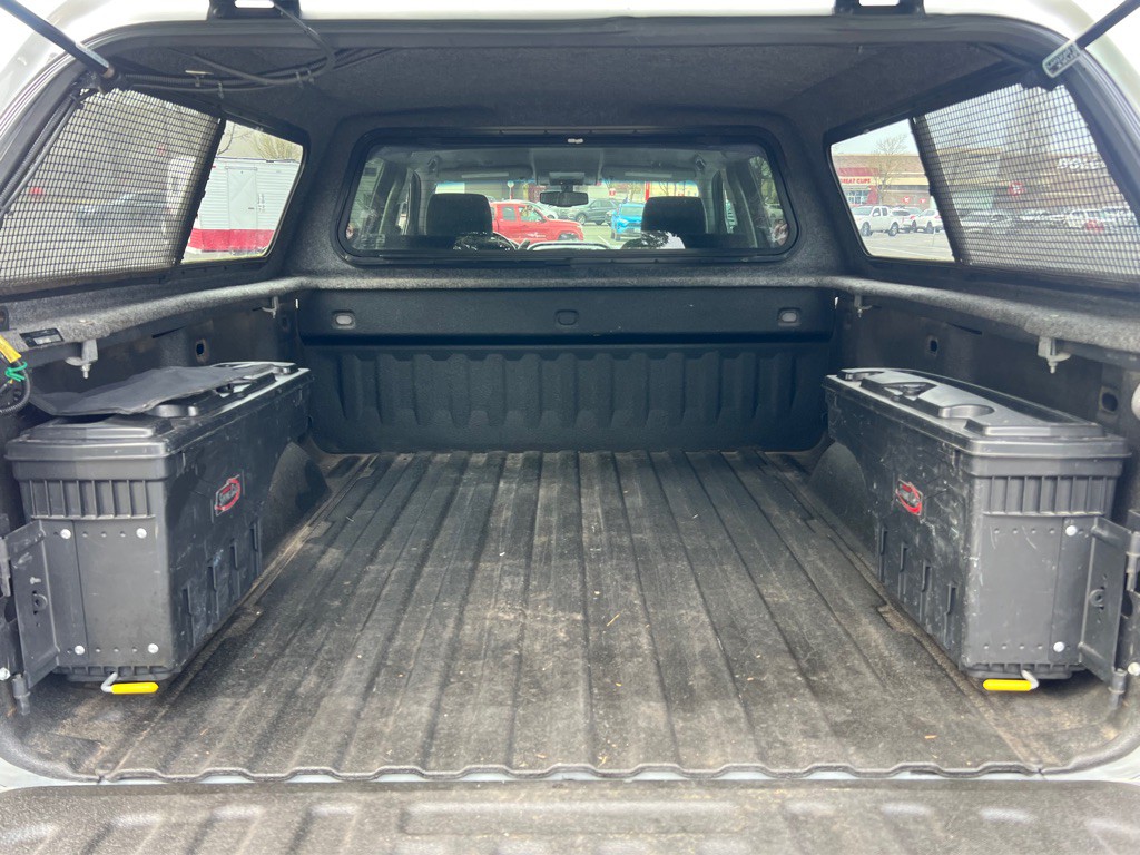 2015 Chevrolet Silverado 1500 Image 17