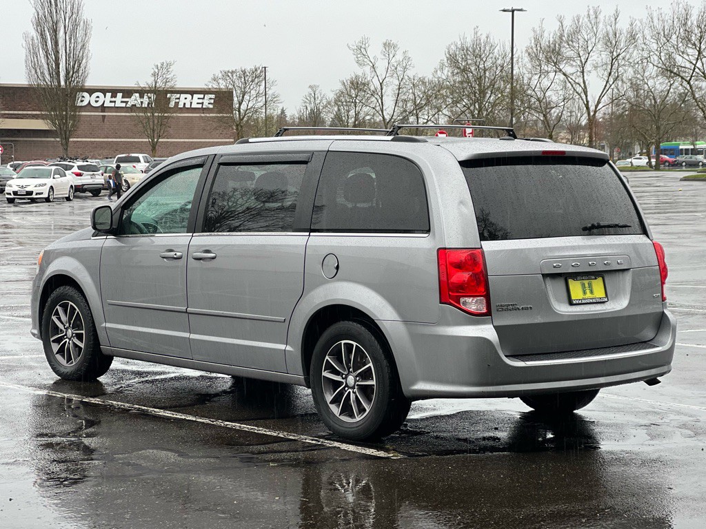 2016 Dodge Grand Caravan Image 3