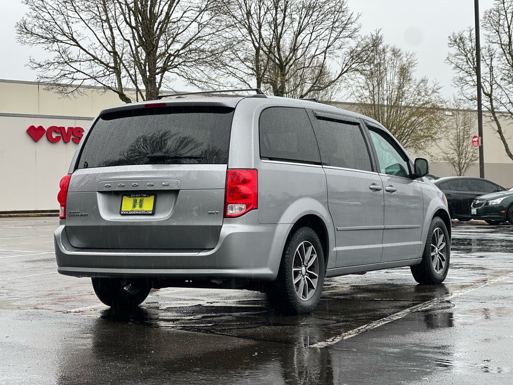 2016 Dodge Grand Caravan Image 5