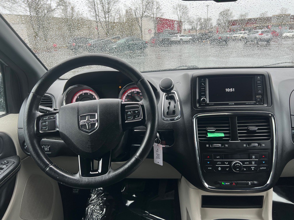 2016 Dodge Grand Caravan Image 11