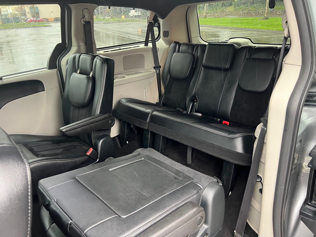 2016 Dodge Grand Caravan Image 16