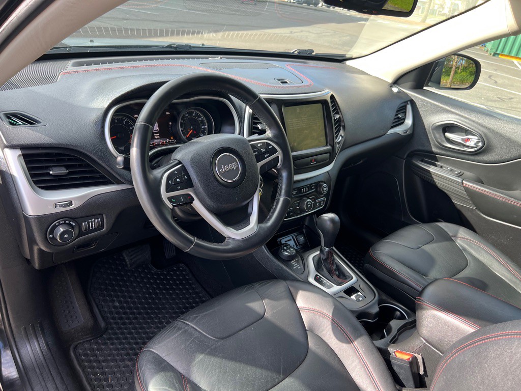 2015 Jeep Cherokee Image 10