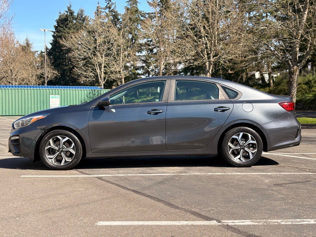 2019 Kia Forte Image 2
