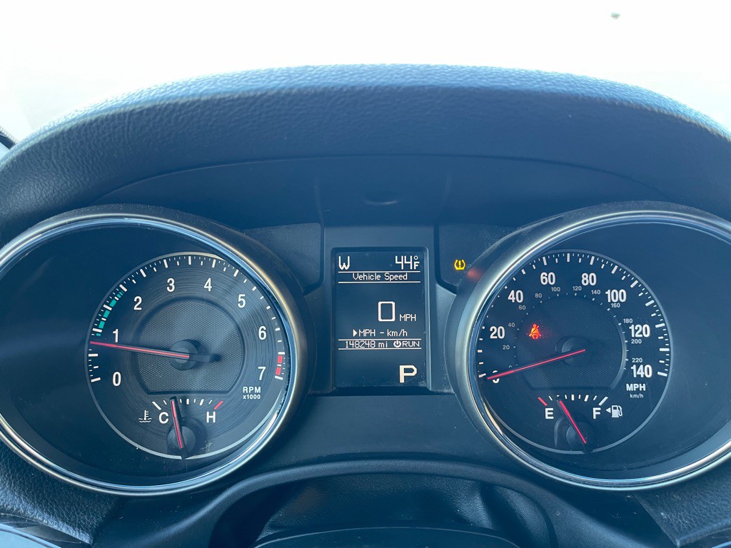 2011 Jeep Grand Cherokee Image 11