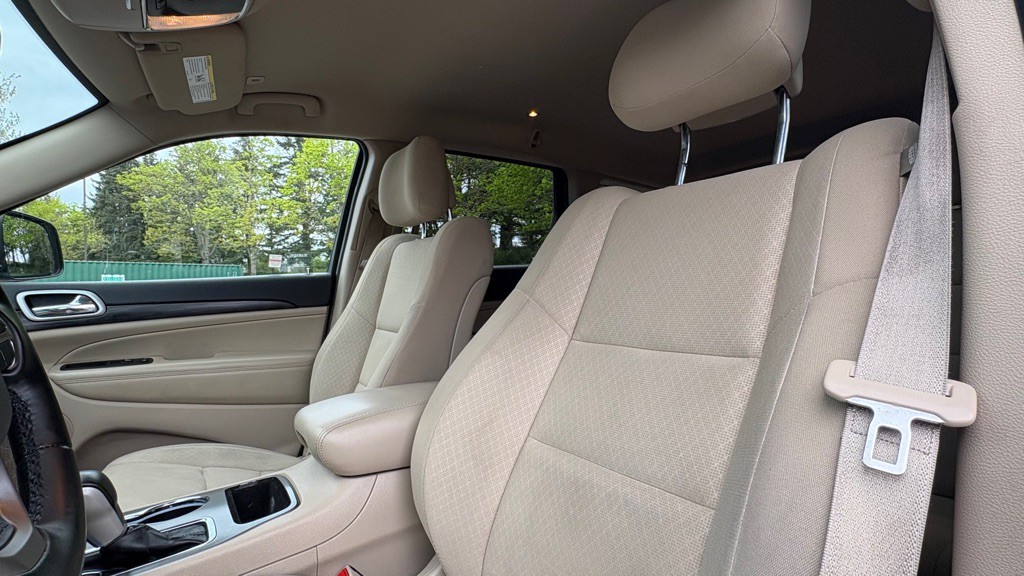 2020 Jeep Grand Cherokee Image 9