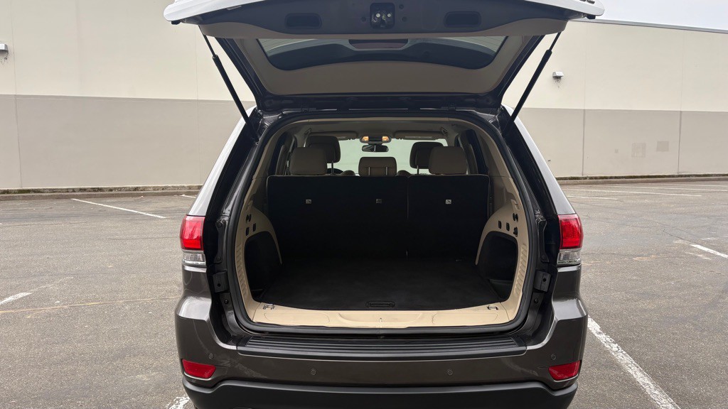 2020 Jeep Grand Cherokee Image 16