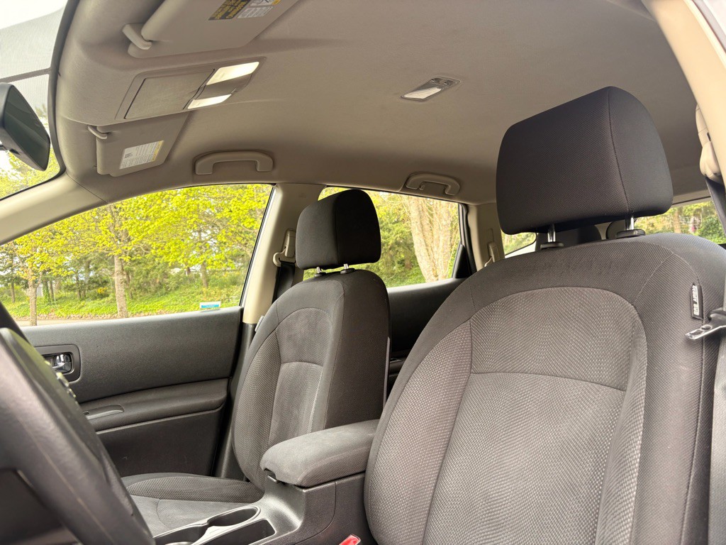 2011 Nissan Rogue Image 8