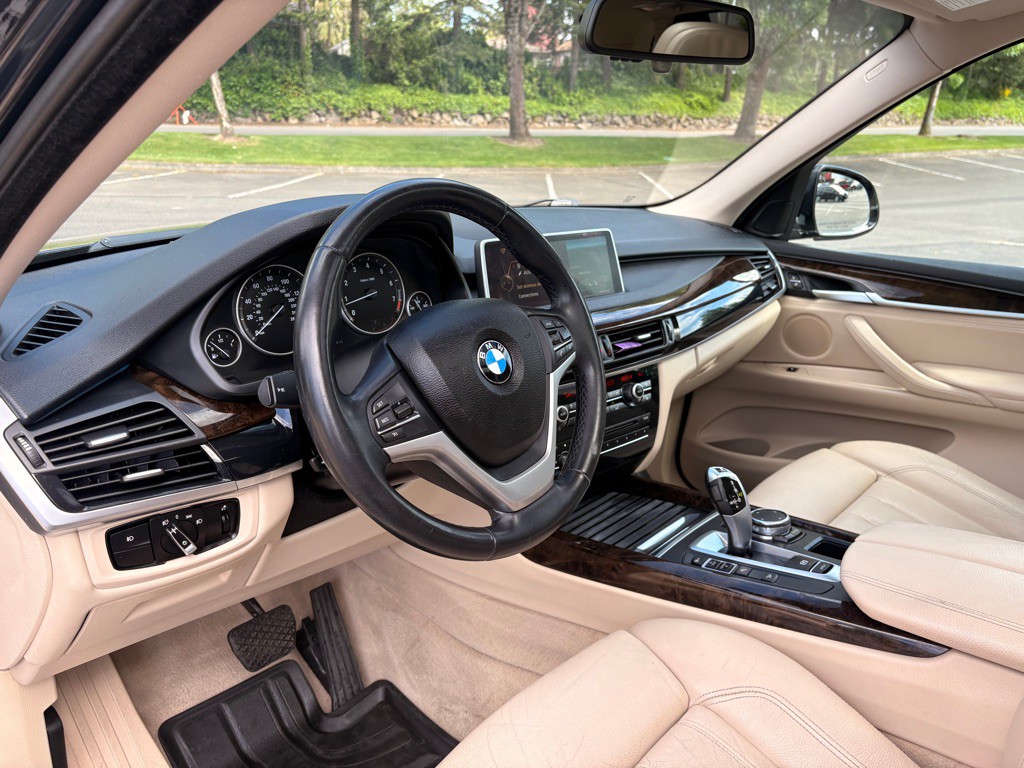 2015 BMW X5 Image 10