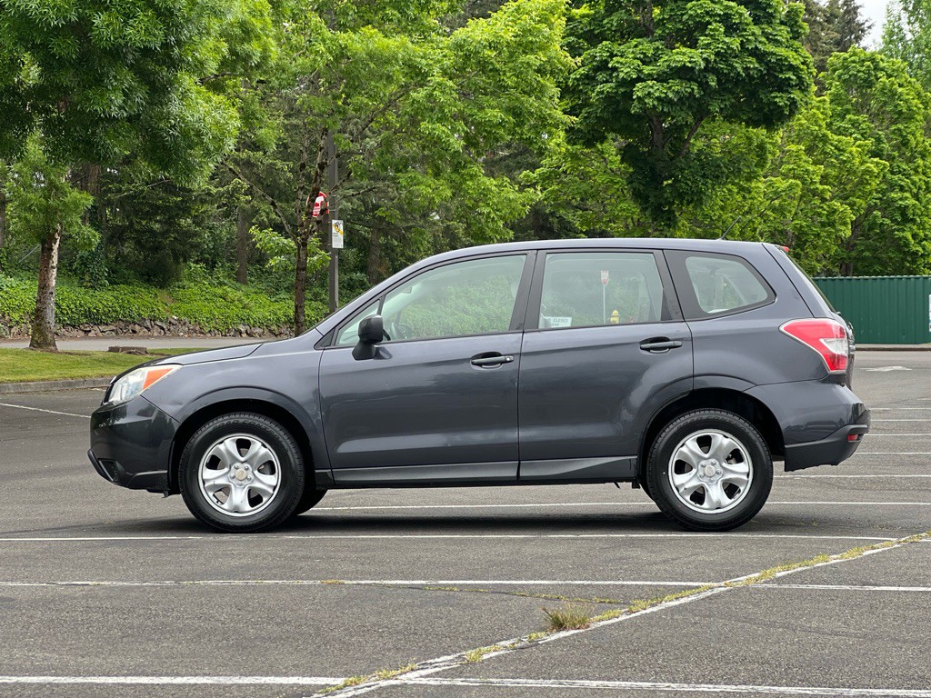 2014 Subaru Forester Image 2