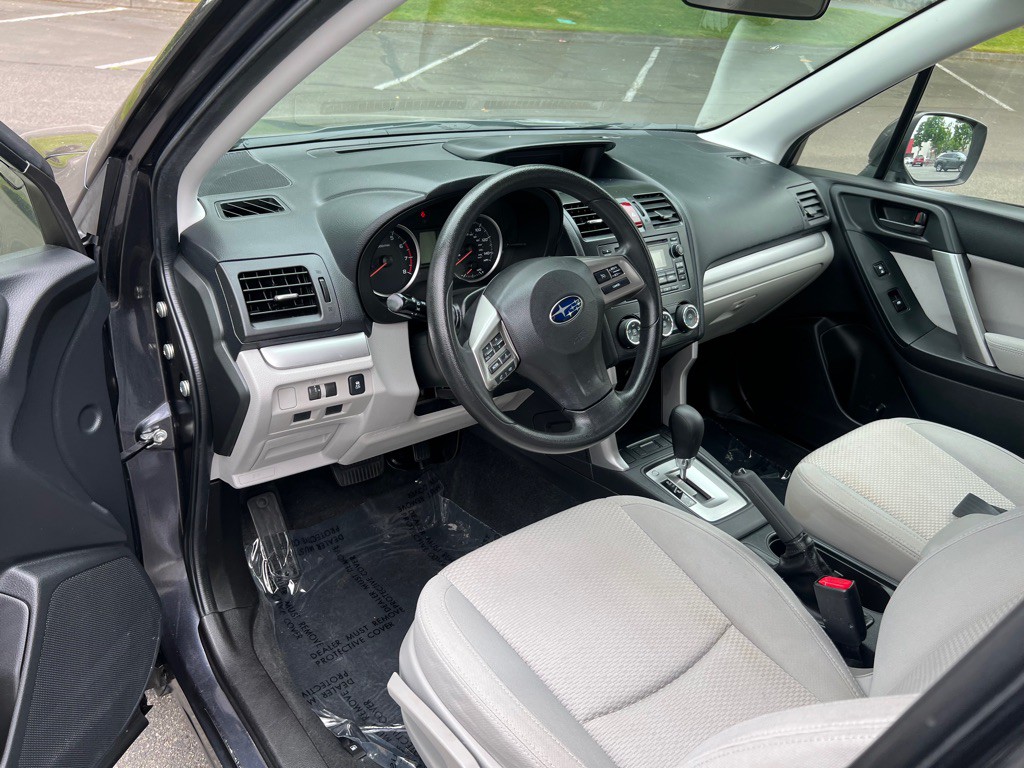 2014 Subaru Forester Image 9