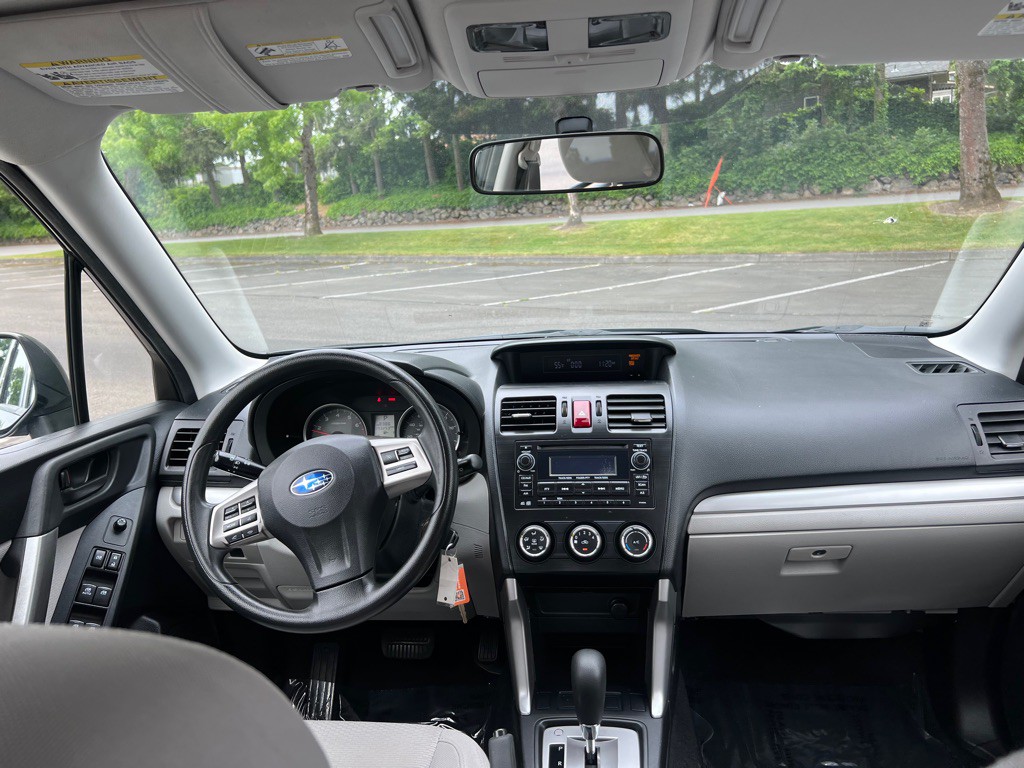 2014 Subaru Forester Image 10