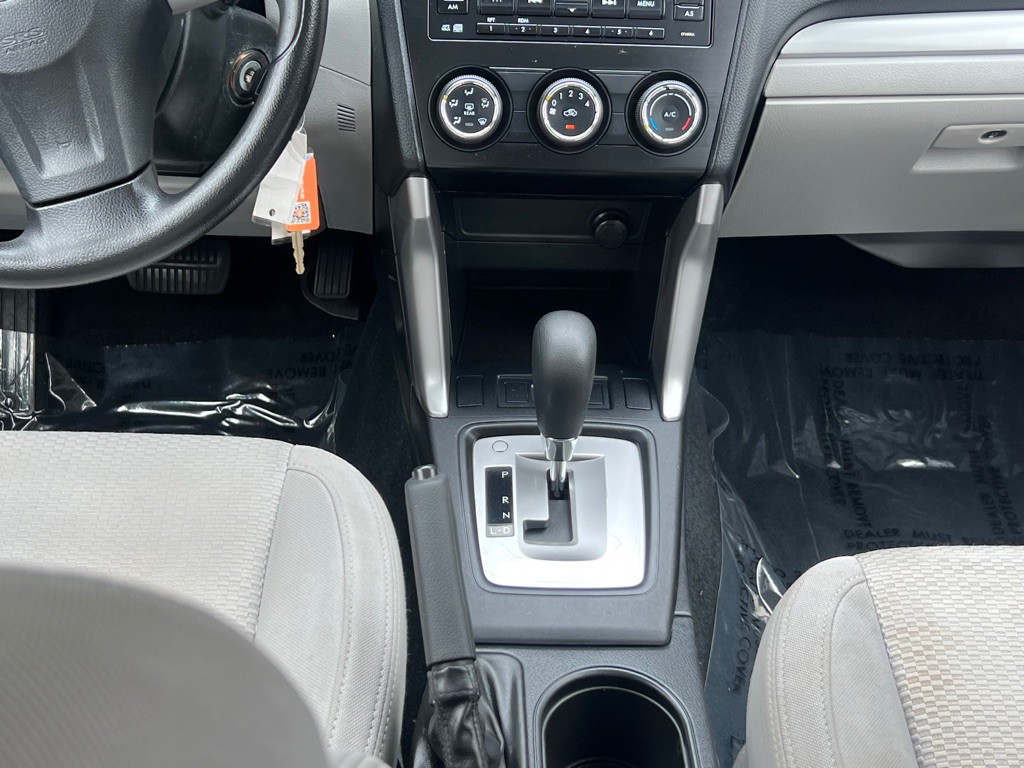 2014 Subaru Forester Image 12